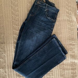 Kut from the Kloth Size 8 Stretch TL/Cut Leg Jeans
